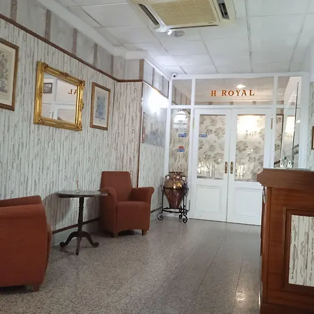 Hotel Royal 2*
