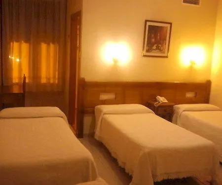 Royal Otel 2*