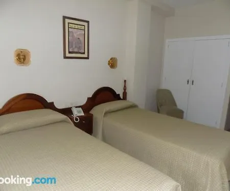 Royal Hotel 2*