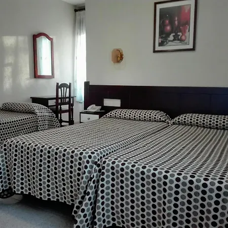 Hotel Royal 2*