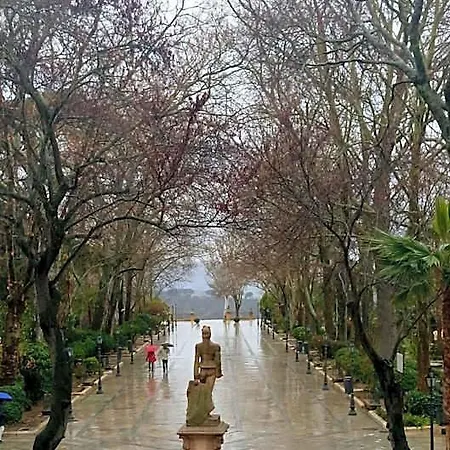 Royal 2* Ronda