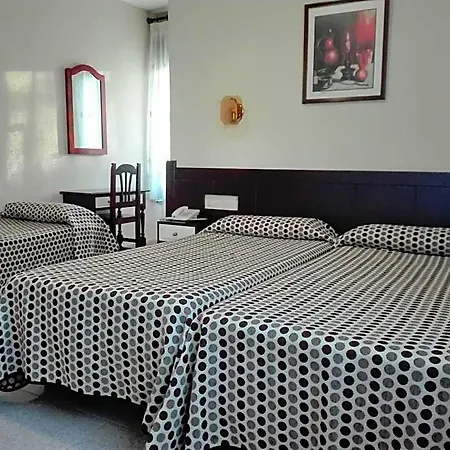 Royal Hotel 2*