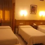 Royal Hotel 2*