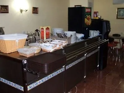 Royal فندق